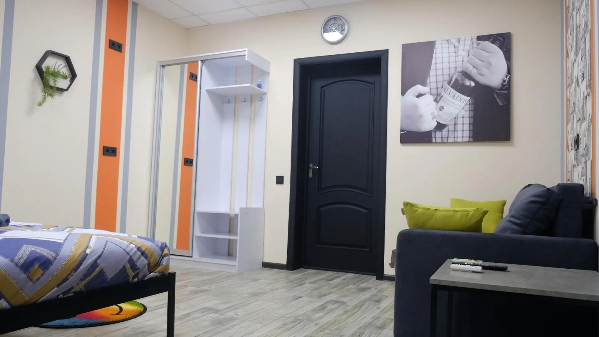 Hostel Uneed Rooms M1 Kyiv