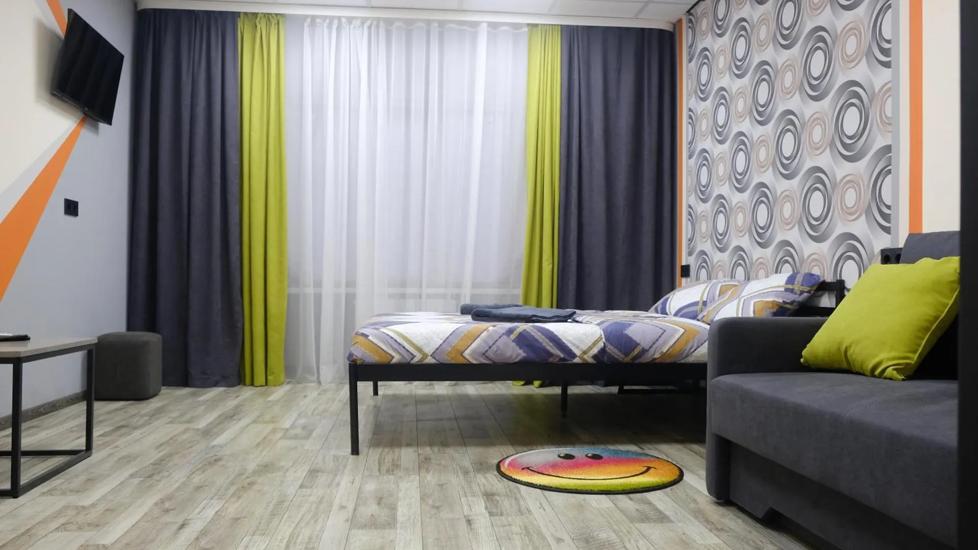 Uneed Rooms M1 Kyiv