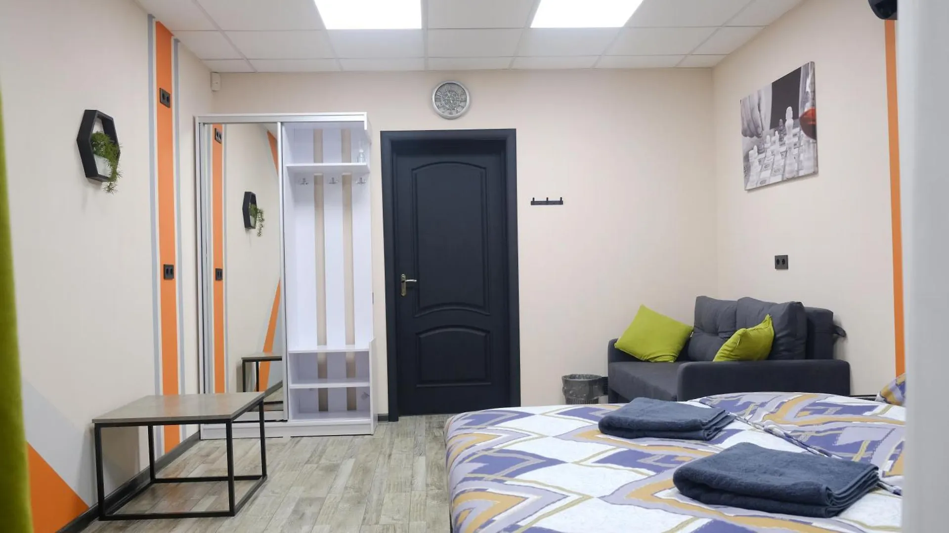 Uneed Rooms M1 Kyiv